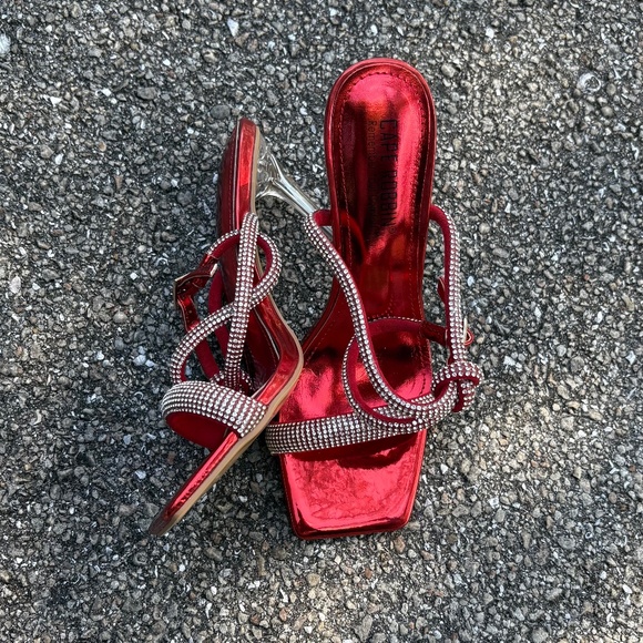 LEXINGTON - Picture 5 of 6